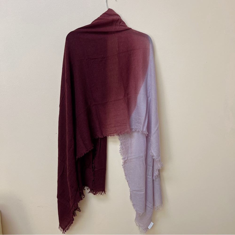 Two toned cashmere scarf/cape